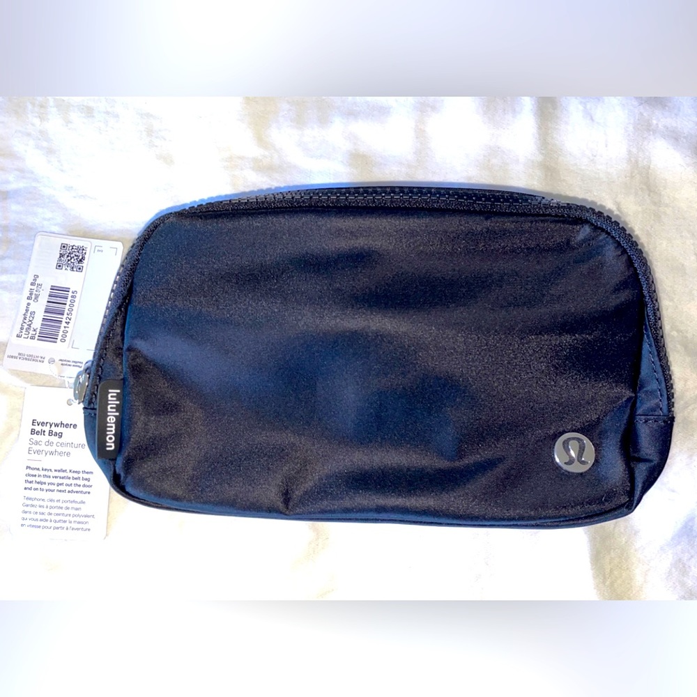 Black Lululemon Everyday Belt Bag